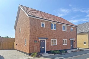 Suffolk, IP19 8TP picture 1