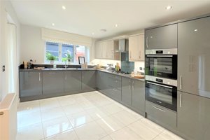 Norfolk, NR13 4RT picture 2