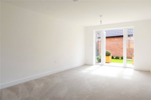 Holt, NR25 6EW picture 4