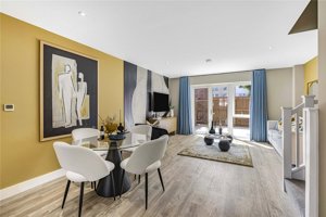 Norwich, NR3 1TY picture 1