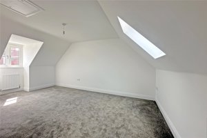 Suffolk, NR34 9YU picture 6