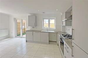 Suffolk, NR34 9YU picture 3