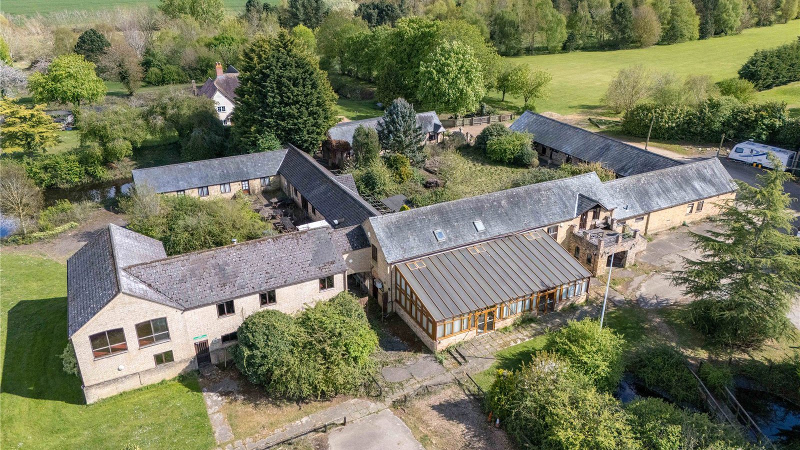 Abbotsley Golf Club, Clubhouse & Hotel, Drewels Lane, Eynesbury ...