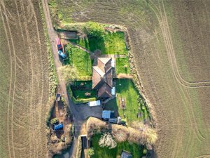 Ware, Hertfordshire, SG12 7RG picture 3