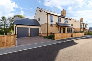 Royston, Cambridgeshire, SG8 0BQ picture 3