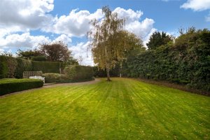 Royston, SG8 7RA picture 2