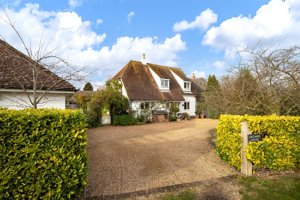 Royston, SG8 6QP picture 1