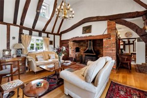 Royston, Hertfordshire, SG8 8LH picture 4